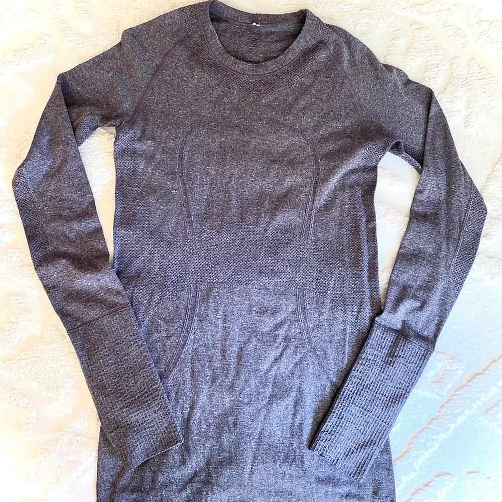 Lululemom Swiftly long sleeve